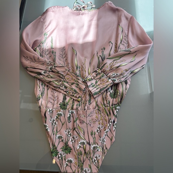 Zara Blush Pink Silky Satiny Long Sleeve Bodysuit Floral Graphic Design Small - Picture 9 of 9